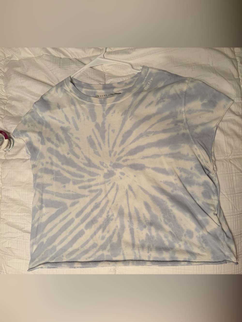 DKNY Women's Light Blue and White Tie-Dye Short Sleeve Top
